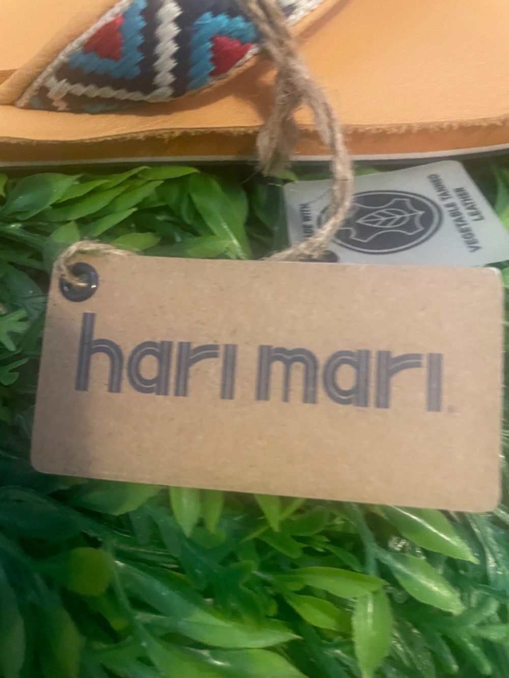 Hari Mari Men’s Fields Tan Flip Flop Sandals - Picture 7 of 9